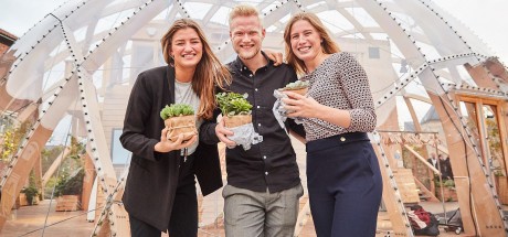 Vinnarlaget: Malin Frisk, Erik Nilsson och Josefin Hallman. Foto: Tobias Porserud.